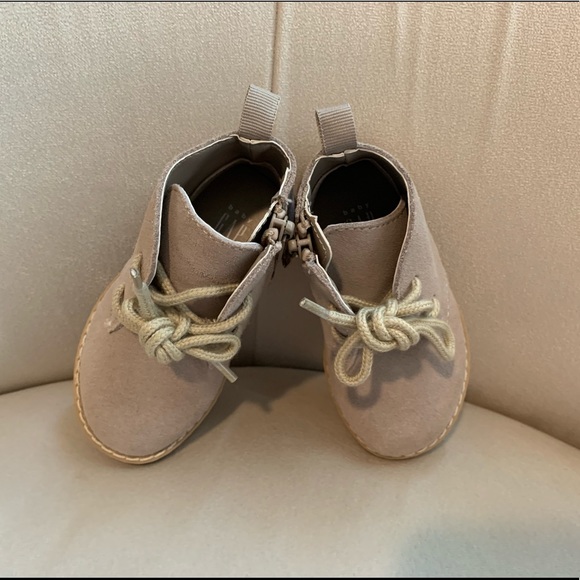 GAP Shoes Brand New Baby Gap Toddler Lace Up Booties Poshmark
